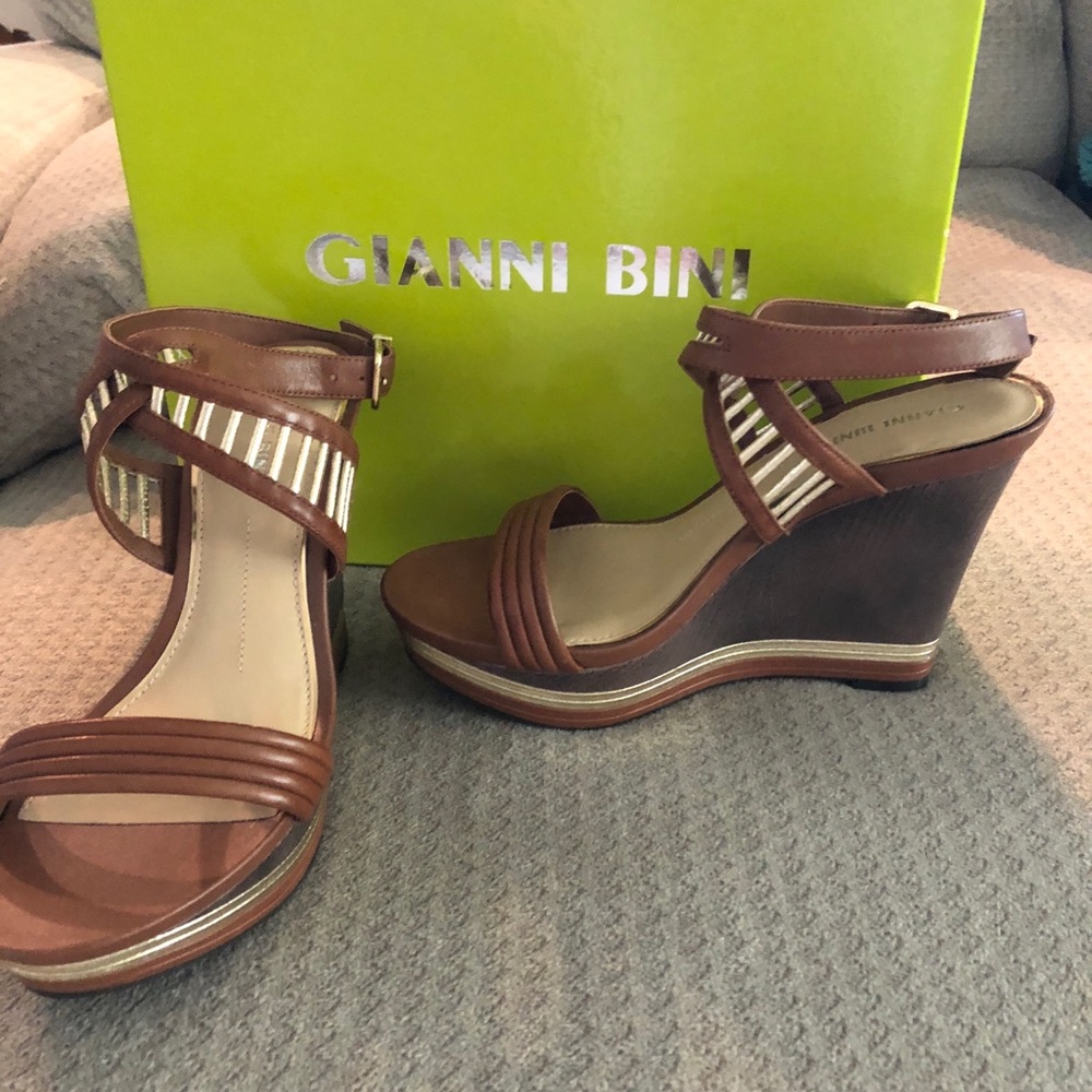 Women’s Shoes